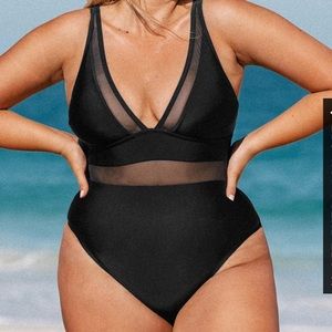 Cupshe one piece suit size 1x